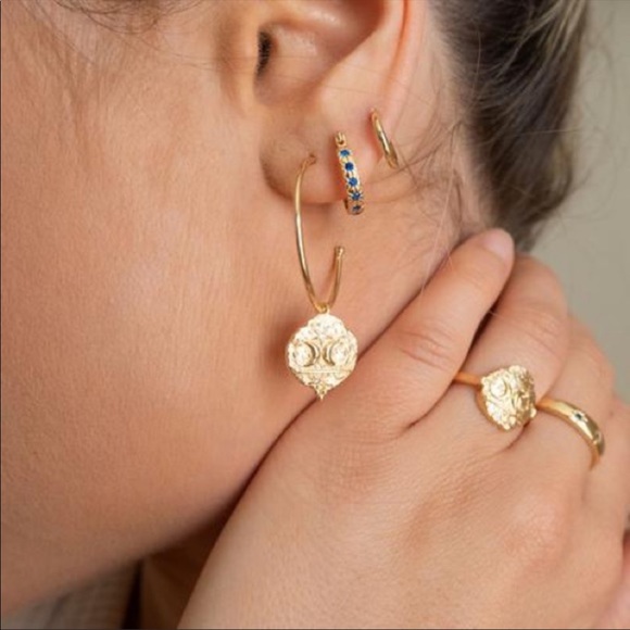 Lisbeth Star sapphire CZ Hoop Earrings Five & Two - Picture 6 of 9